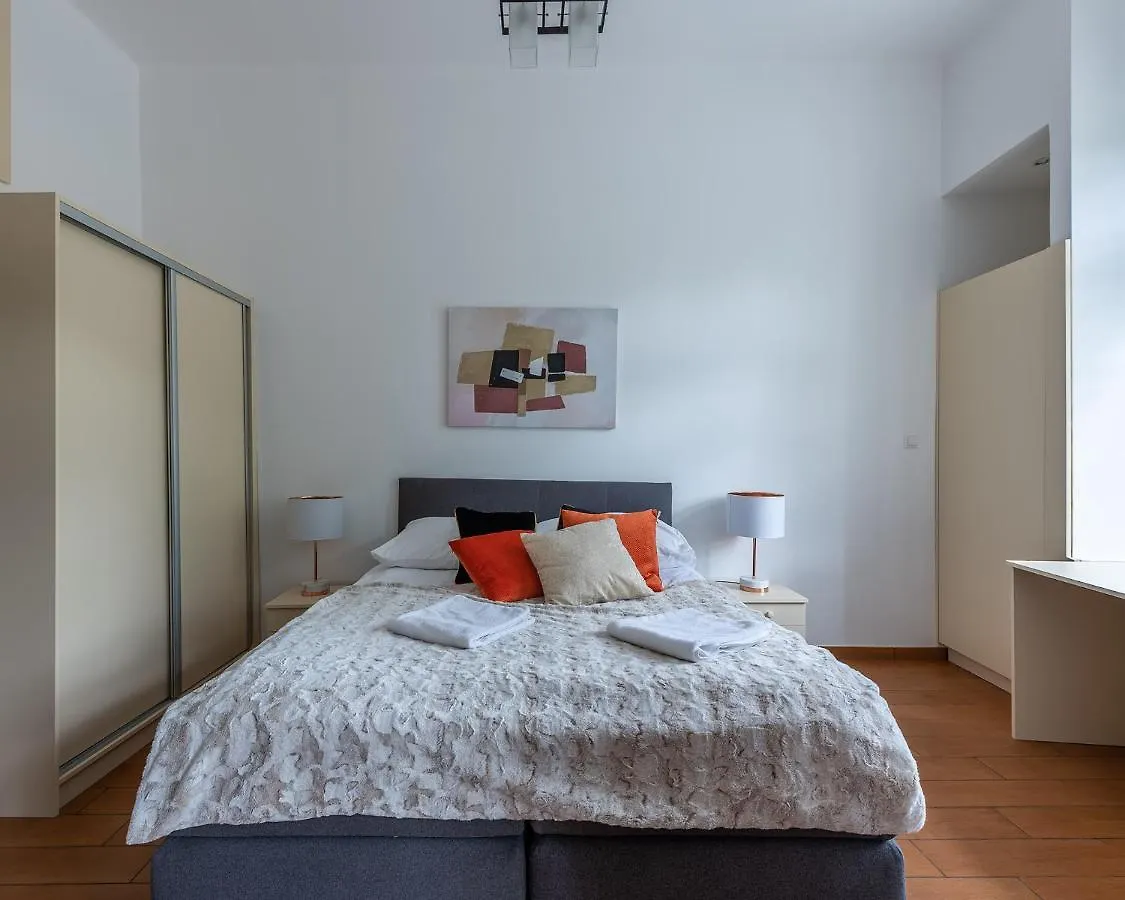 Novis Apartments Krakowskie Przedmiescie Warsaw